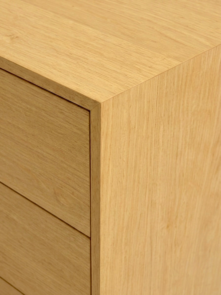 Aven Tall dresser